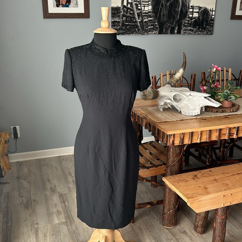 Vintage Donna Morgan Black Beaded Crepe Formal Midi Sheath Dress- Size 6